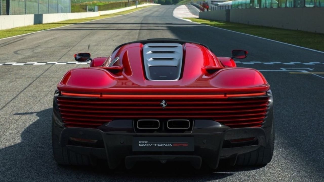 Ferrari Daytona SP3 paga IPVA mais caro de São Paulo em 2026