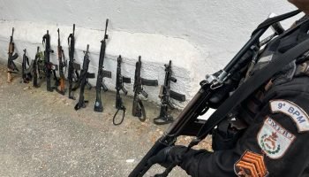 Mercado ilegal de armas se moderniza e amplia poder de fogo do crime