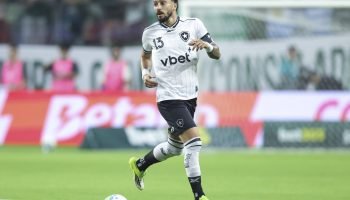 alex-telles-botafogo