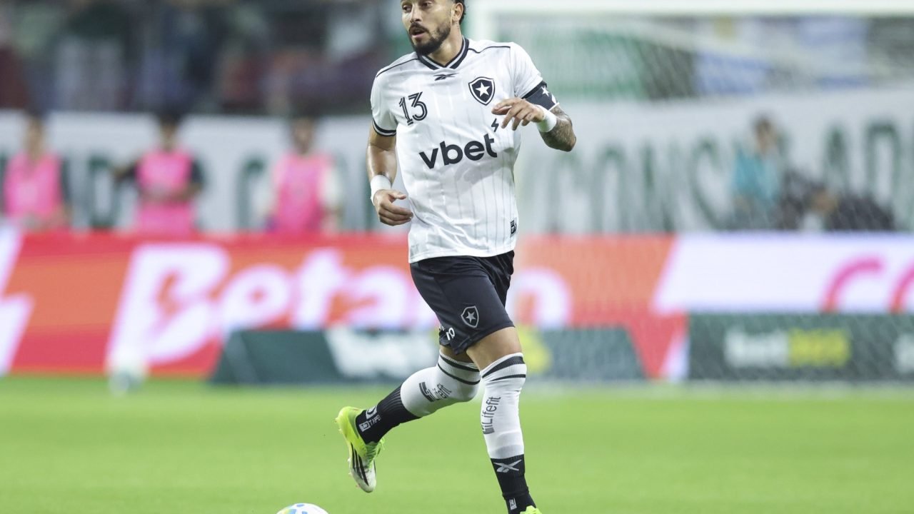 alex-telles-botafogo