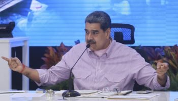 Venezuela afirma ter recebido apoio do Irã para combater pressão militar dos EUA