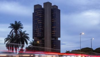 fachada-banco-central-bc-brasilia-df-metropoles-scaled-1