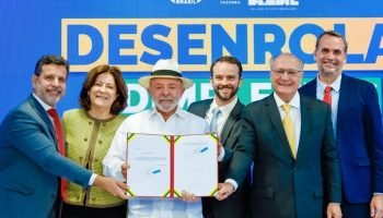 lula-lanca-desenrola-adimplentes-em-evento-no-palacio-do-planalto