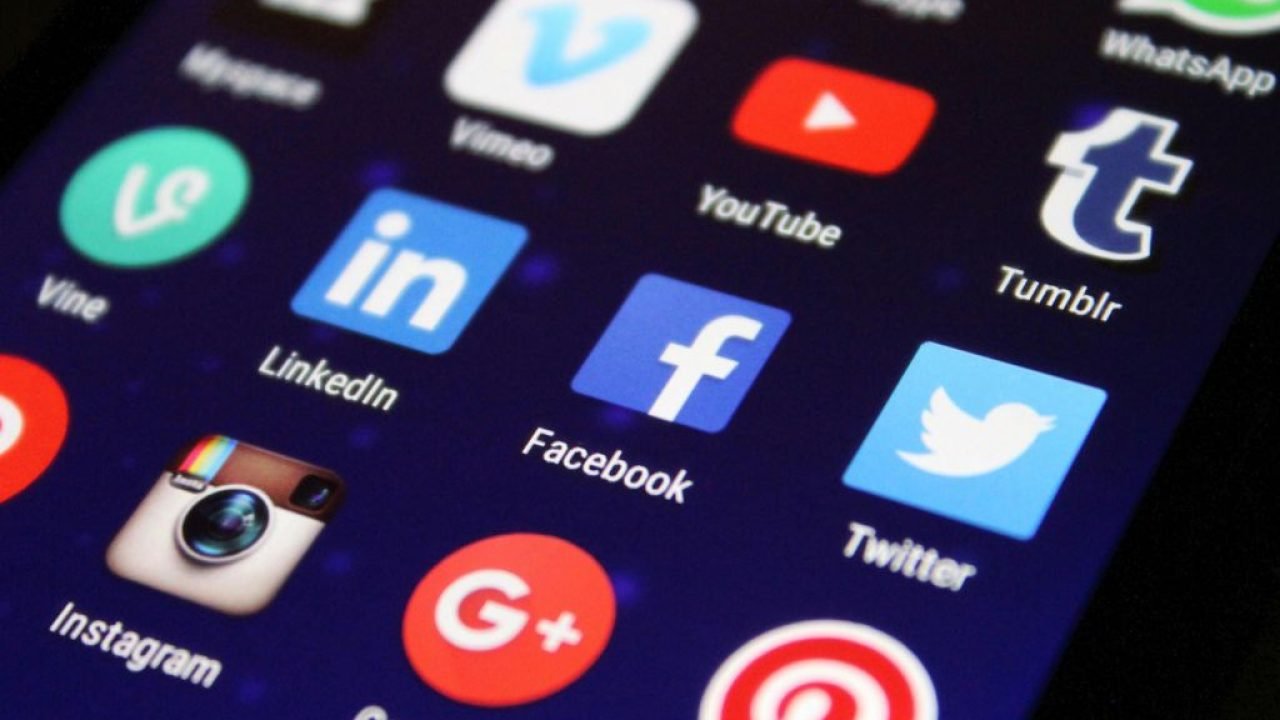 Austrália Restringe Redes Sociais para Jovens