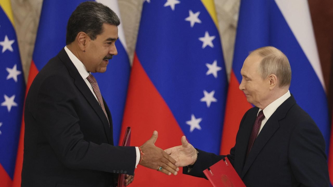 Regime de Putin Adverte sobre Consequências da Pressão sobre a Venezuela